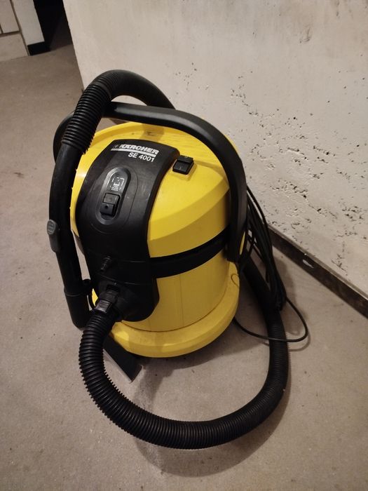 Odkurzacz piorący Karcher se4001