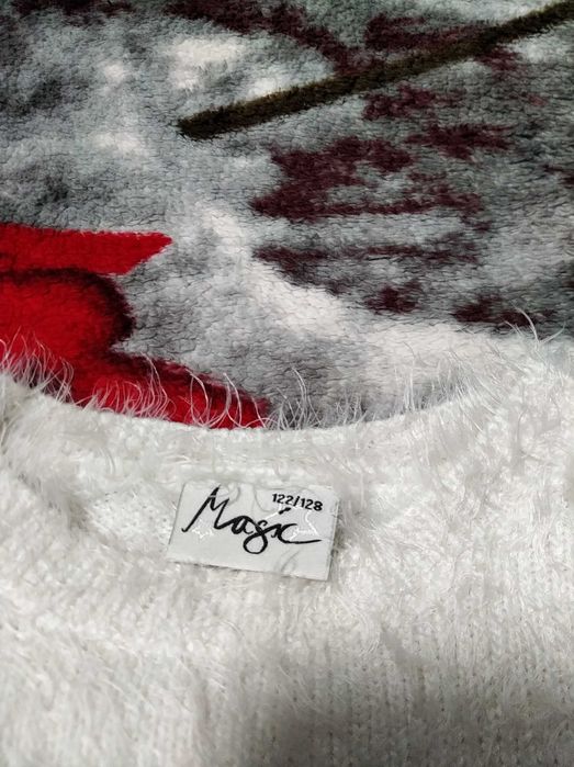 Фірмова,пухнаста,зимова кофта,джемпер,світшот для дівчинки 8-9 р