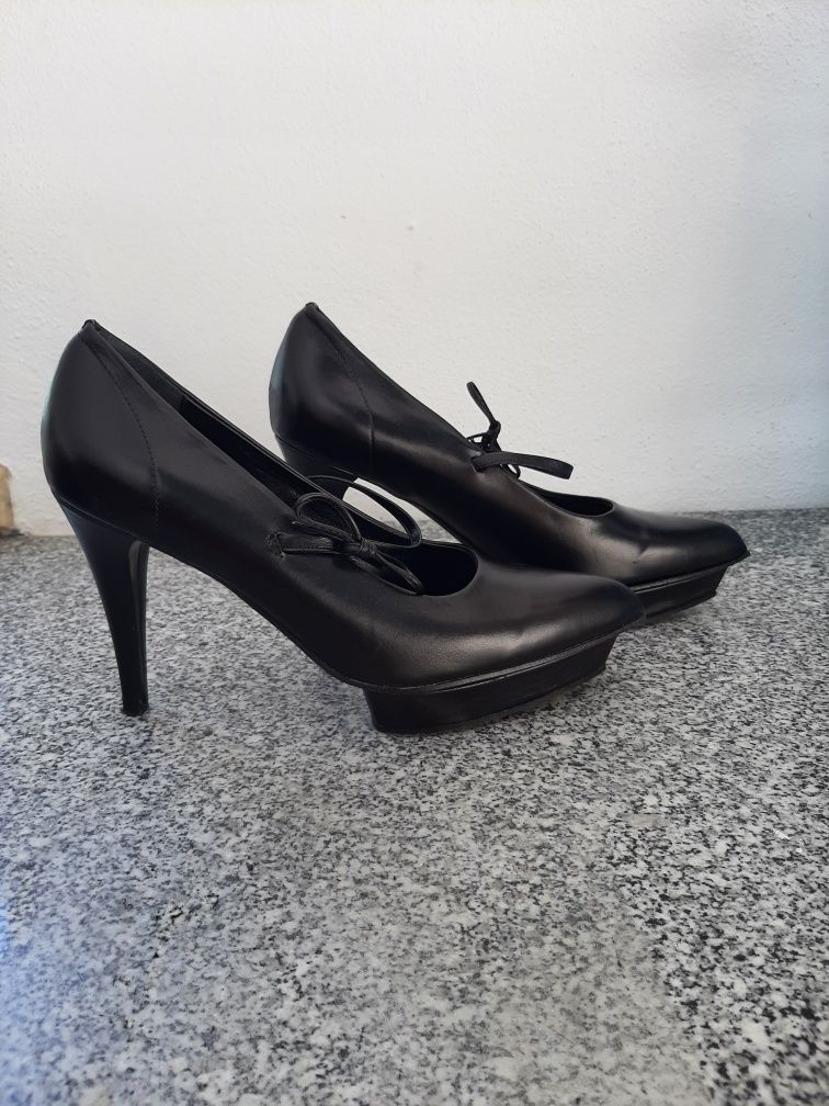 Sapato n 39 Elizabeth Stuart