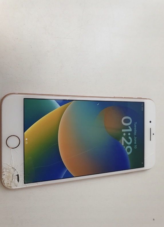 Apple iPhone 8 plus 64gb rose