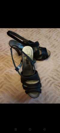 Sandały na szpilce czarne 37 Girlxpress