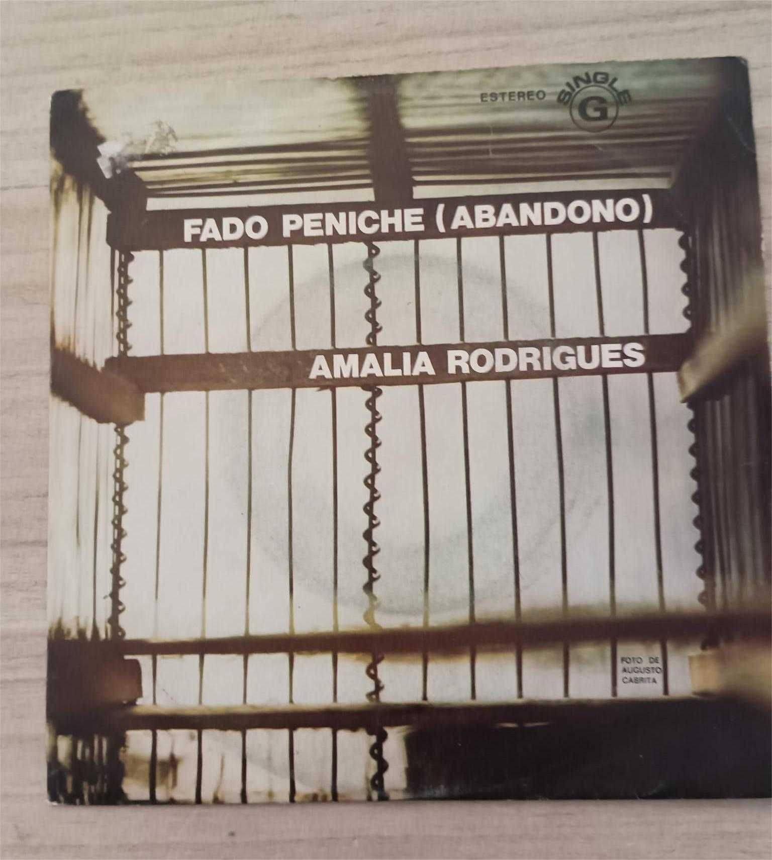 Discos vinil da artista Amália Rodrigues