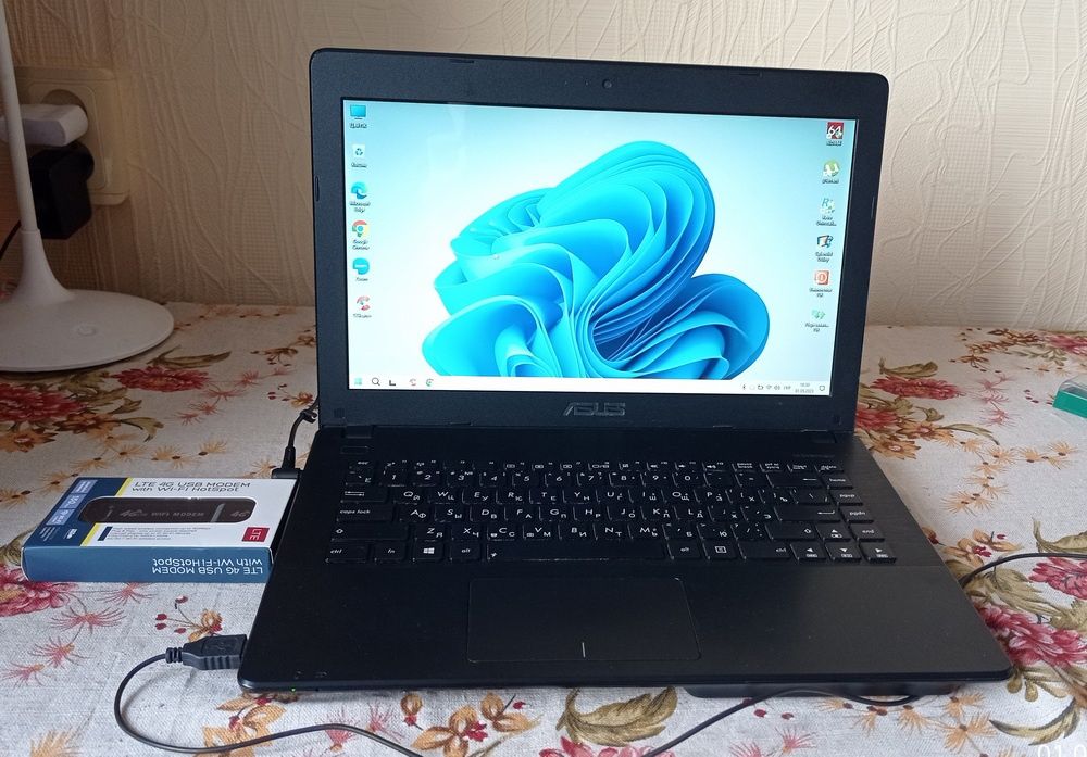 Ноутбук Asus x451c