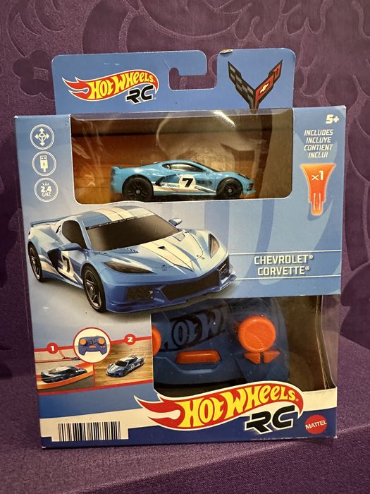 Машинка Hot Wheels 1:64 Chevrolet Corvette C8 Mattel!