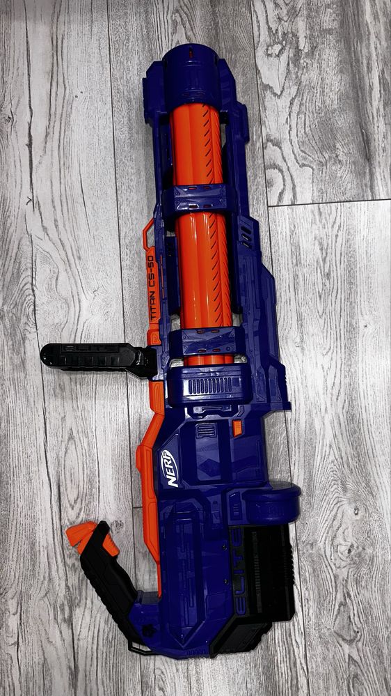 Бластер Nerf Elite Titan CS-50