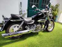 Mota Hyosung Áquila 125 CC, Excelente estado c/ 4450 Km.