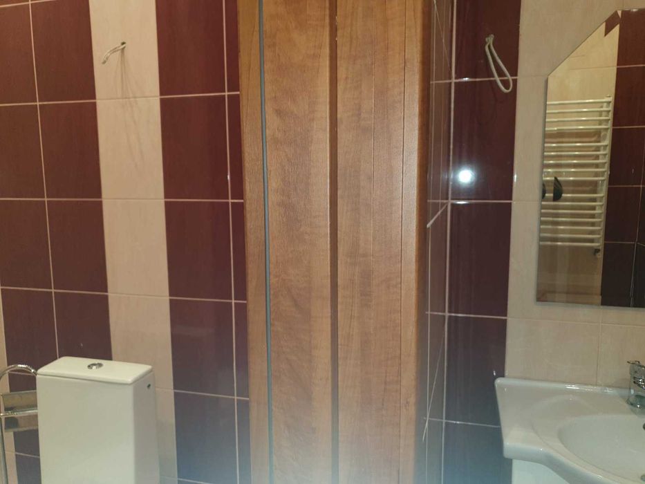 Здається в оренду офісне приміщення в м.Новояворівськ.