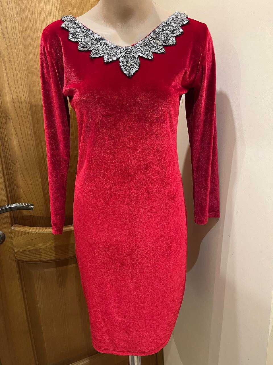 Червона бархатна/оксамитова сукня M&S