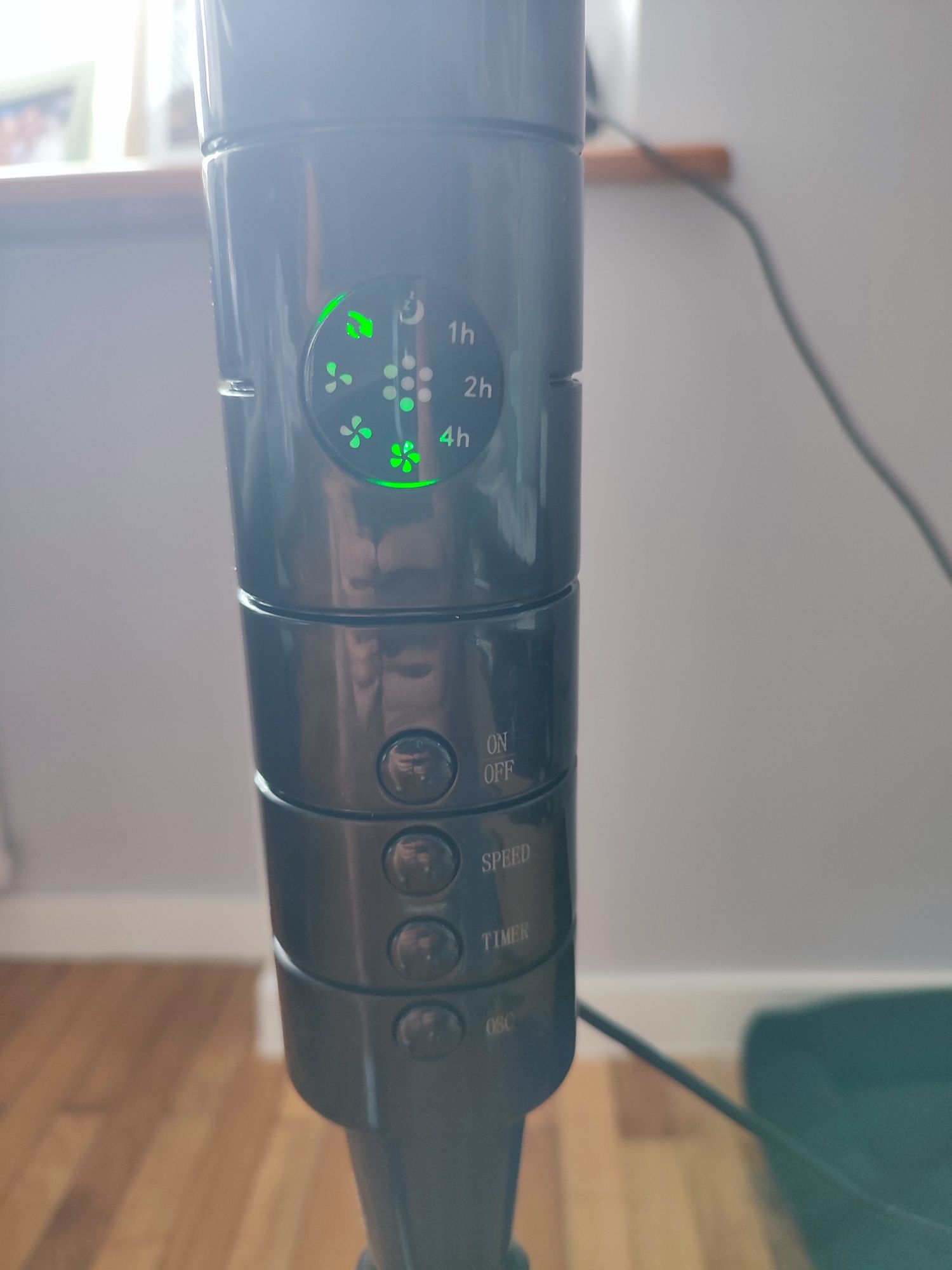 Wentylator podłogowy z pilotem Volteno 40W
