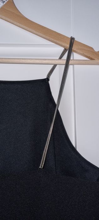 Elegancka sukienka, na sprężynkowych ramiączkach, River Island 
Rozmia