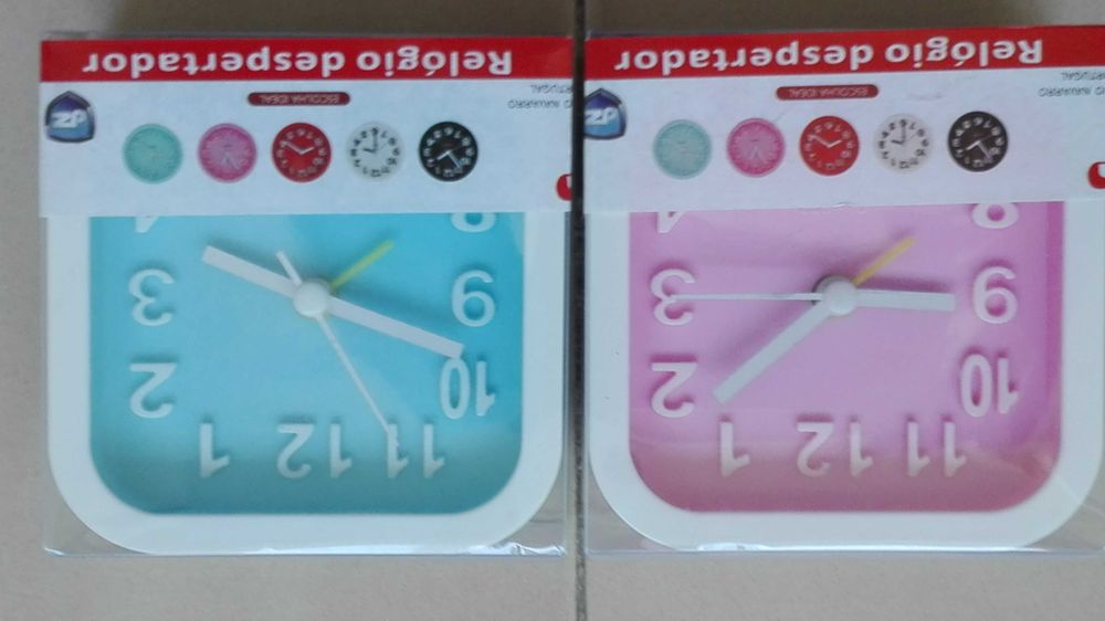 Relógio despertador pilhas azul ou rosa