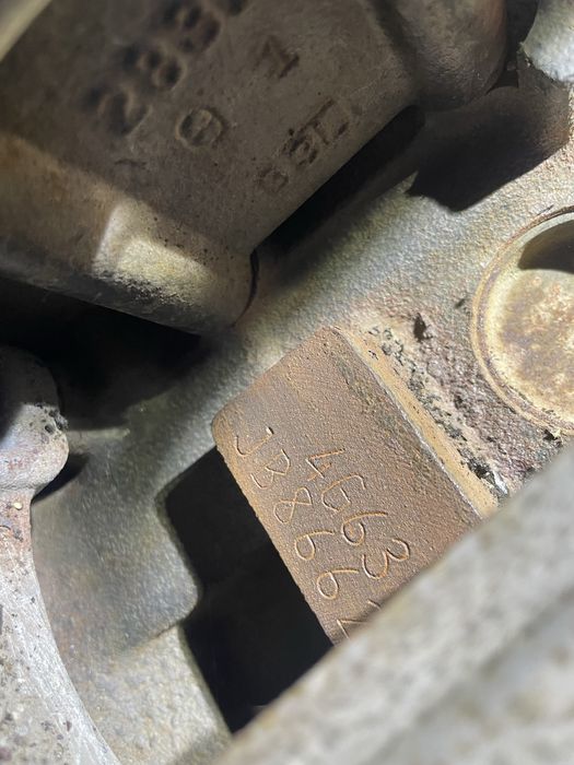 Мотор КОМПЛЄКТНИЙ Двигатель  Кпп  Mitsubishi Lanser Outlender 4G63 2.0