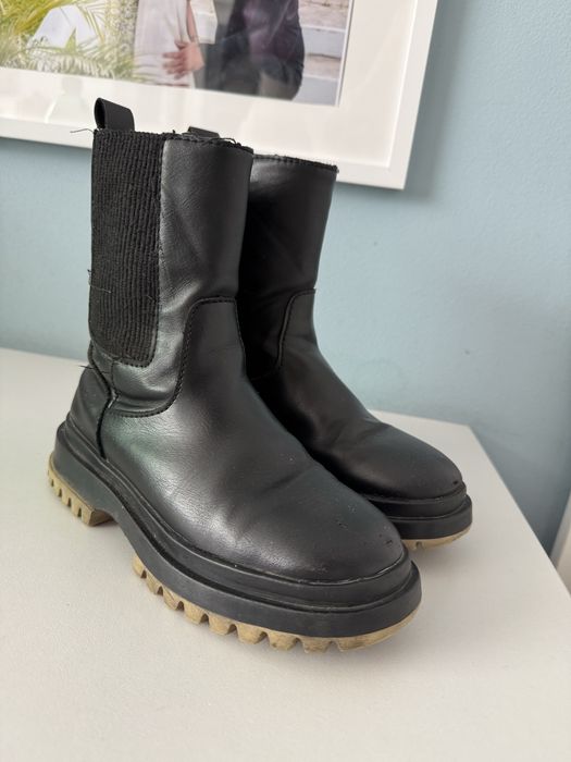 Шкіряні черевики на дівчинку 31 розміру