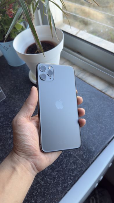 Vendo iPhone 11 Pro Max Em Excelente Estado!