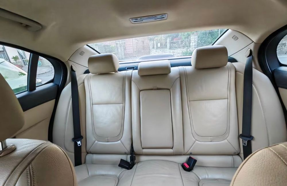 Jaguar Xf 2.2D 2012R 190KM