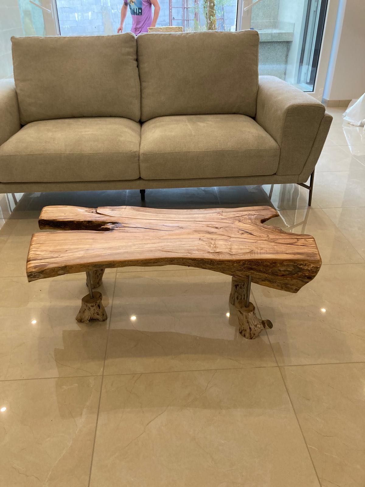 2 Sofás de 3 lugares contemporâneos