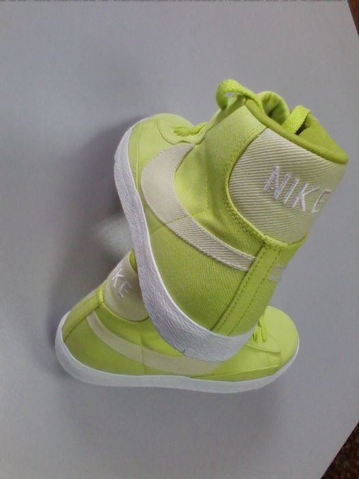 Sapatilhas Nike Blazer MID Vintage n.º 42,5 - NOVAS