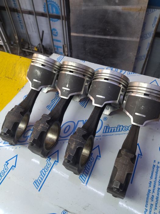 Поршня 79мм Кострома+шатуны ВАЗ