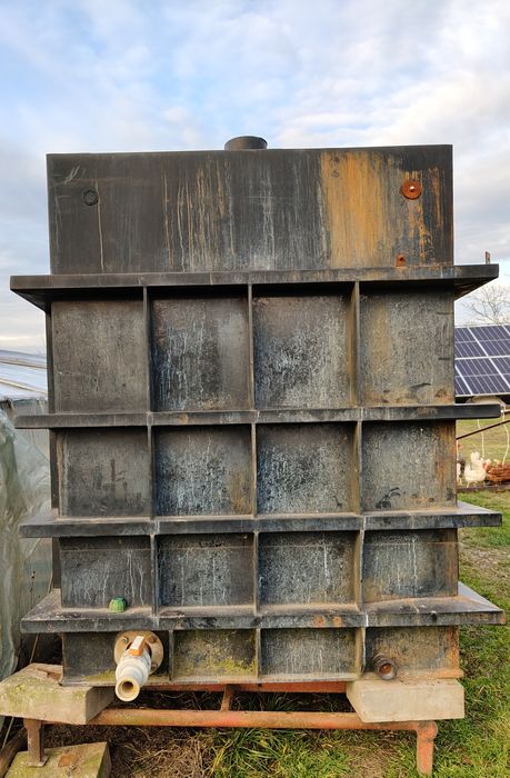 Sprzedam zbiornik 6000 litrów