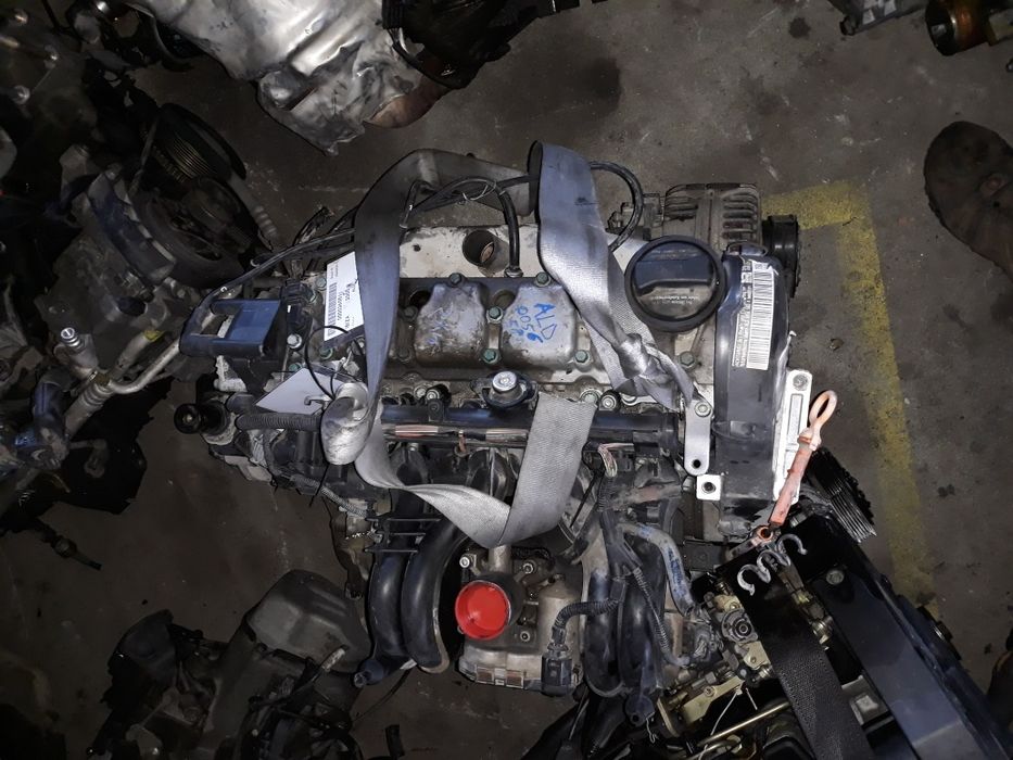 Motor vw polo/seat ibiza 1.0/1.4mpi