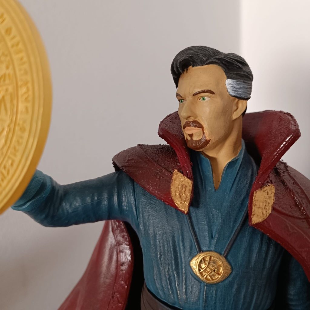 Escultura Dr. Strange