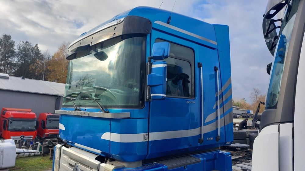 RENAULT MAGNUM 480 520 DXI VEGA KABINA KPL SALONKA