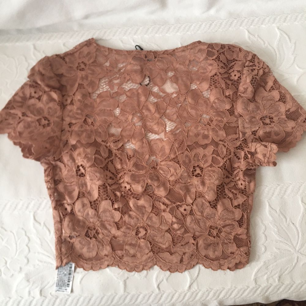 Bluzeczka S z gipiury „ Zara”