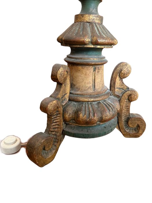 Candeeiro de Pé Antigo em Madeira e Veludo 1,95 metros