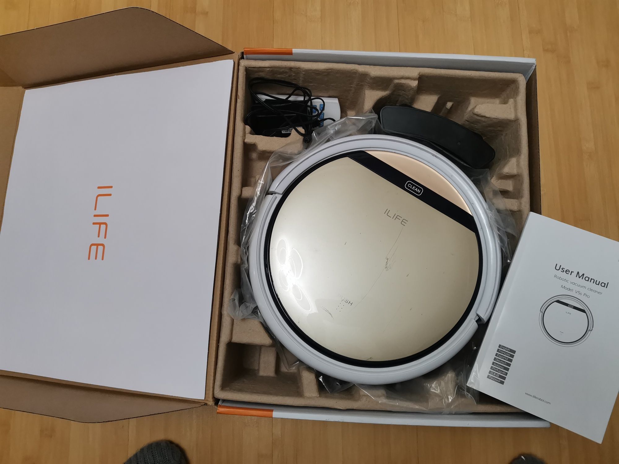 Робот-пылесос ILIFE V5S Pro с влажной уборки