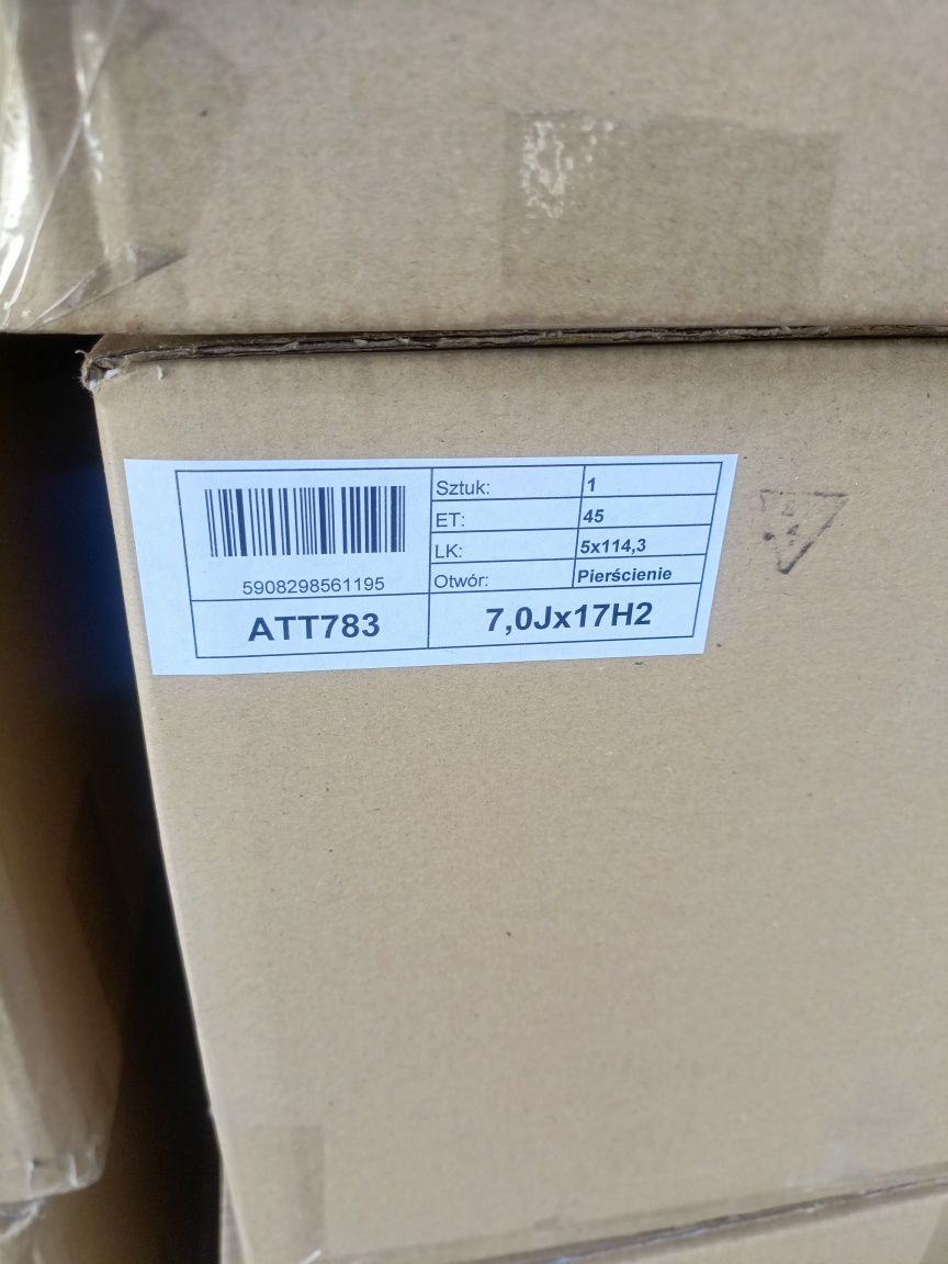 Nowe felgi aluminiowe ATT 7jx17 et45 5x114,3