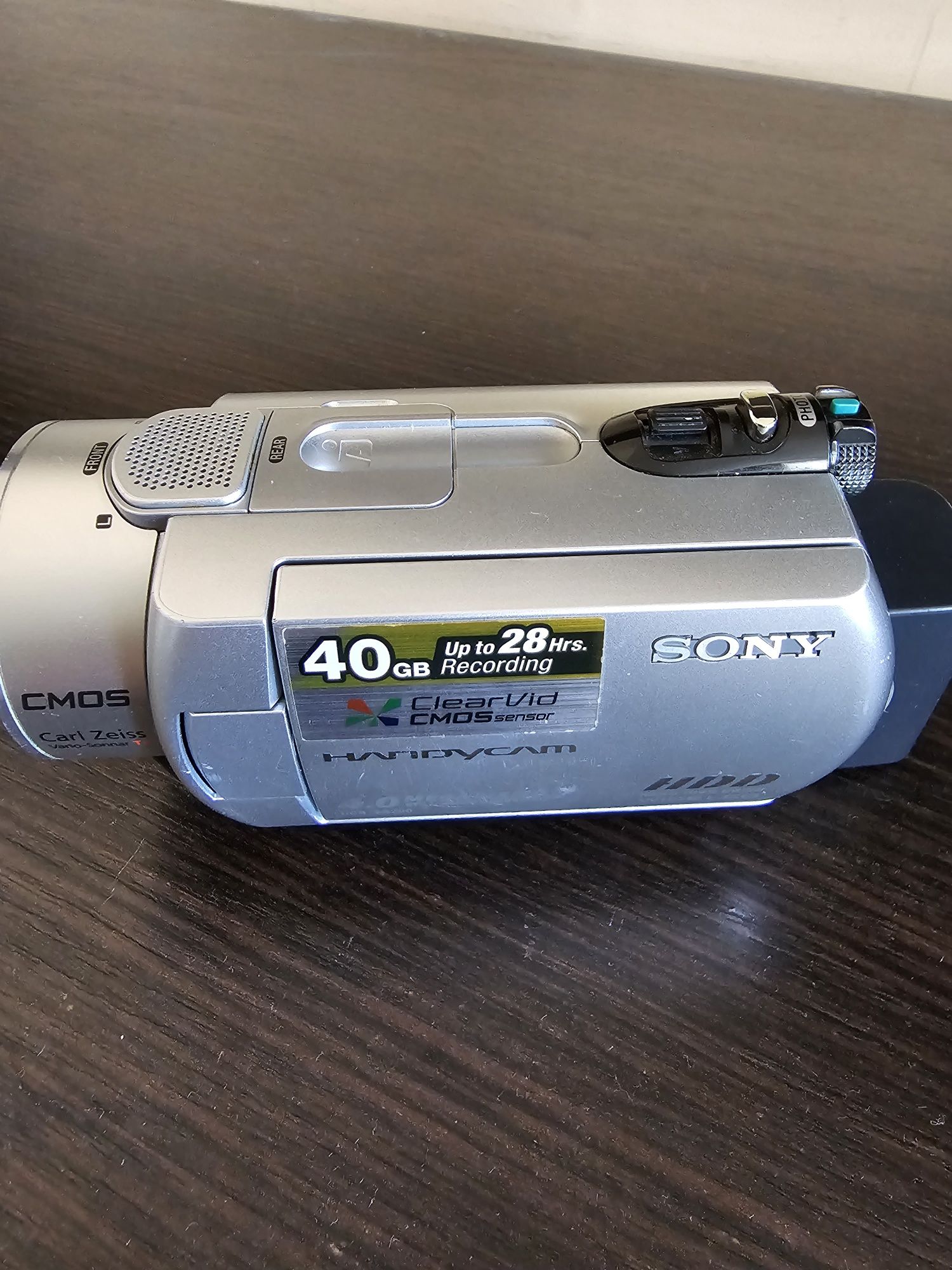 Камера Sony DCR-SR200E