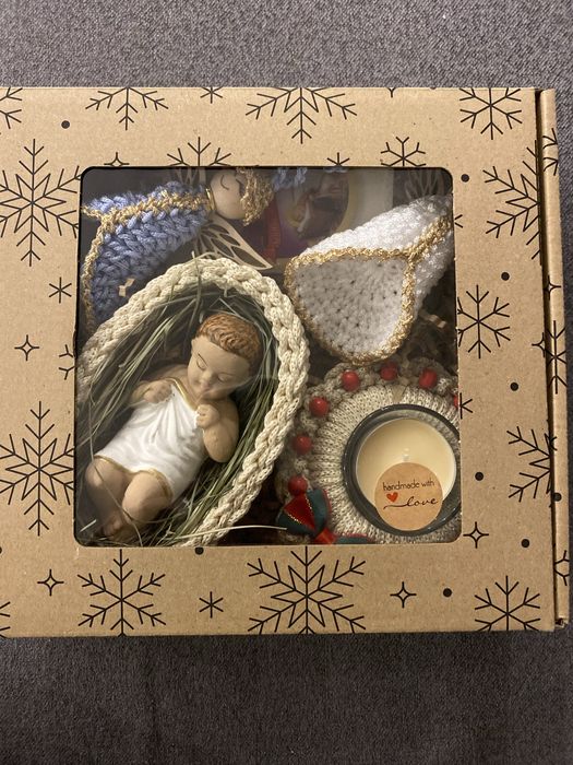 Dekoracje świąteczne/Świąteczny box prezentowy