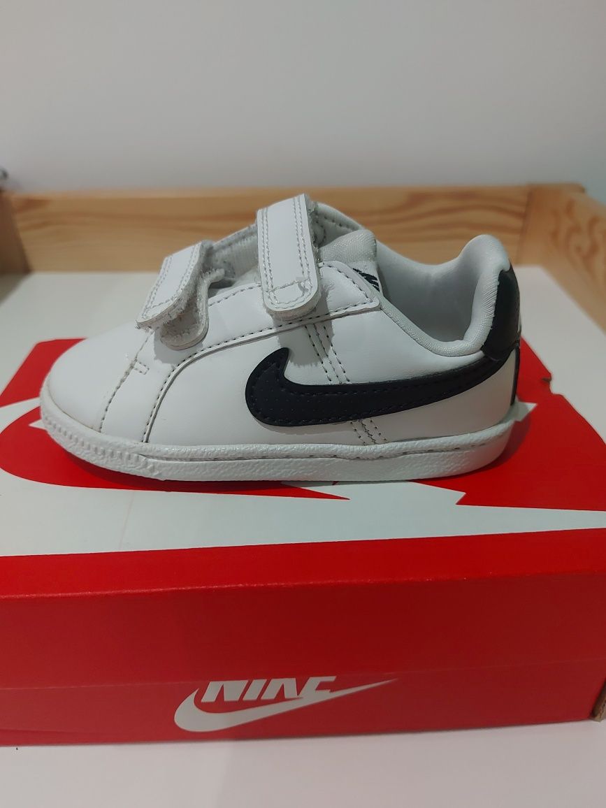 Buty dziecięce Nike Court Royale r.22