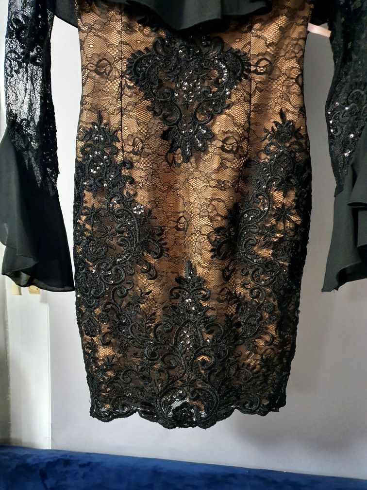 Lou Hariett sukienka oryginalna beżowa czarna koronka markowa XS 34