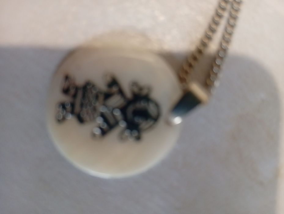 Fio em prata com pendente