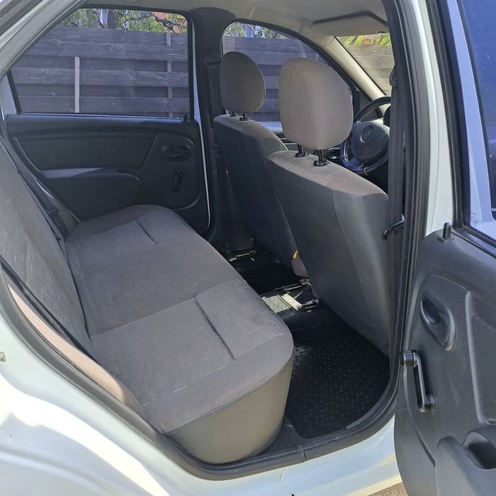 Продам рено логан