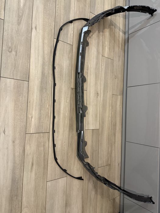 Kia Niro електро 2022-2025 роки нижня губа переднього бампера