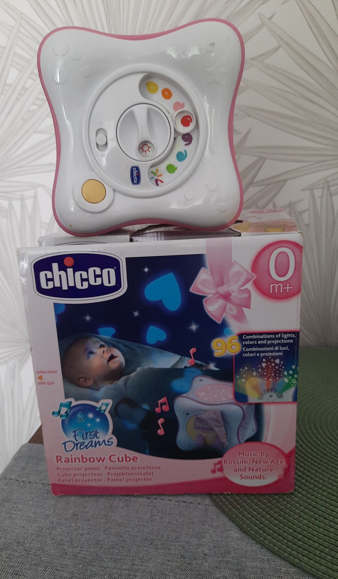 Projektor do łóżeczka tęczowa kostka Chicco first Dreams 0+