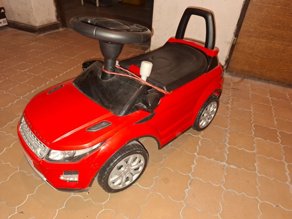 Jeździk pchacz Land Rover czerwony