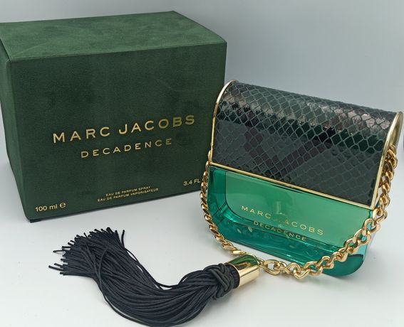 Marc Jacobs Decadence.