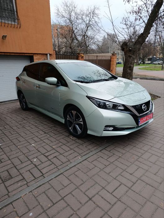 Ниссан Лиф 2018 40кВт Европа