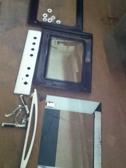 INDESIT-  Szyby, Drzwiczki Do Piekarnika, Panel Przedni + To co na zdj