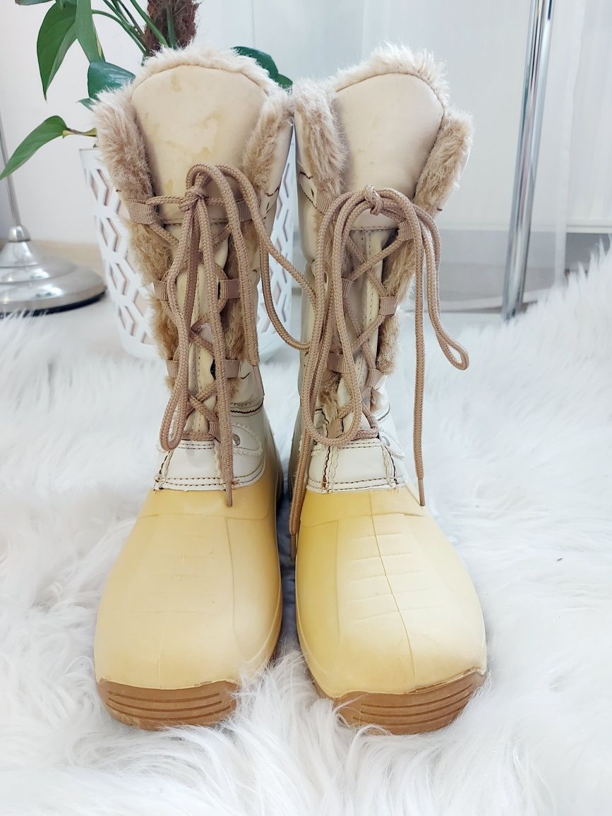 Śniegowce 37 / 38 KEFAS vanilla buty na zimę w góry