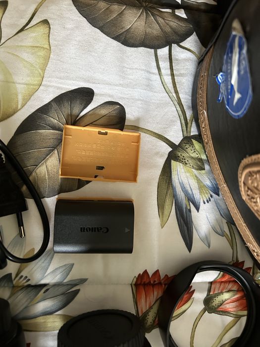 Maquina fotografica CANON EOS 90D