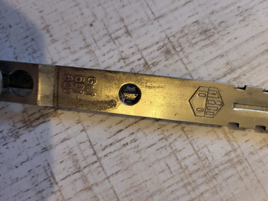 Rozwórka Maco 601-800 Gr.1 okucie do okna