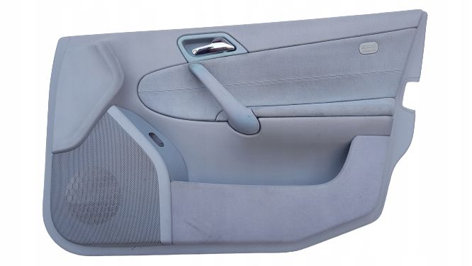 Mercedes W203 Tapicerka Drzwi przód Prawy przód