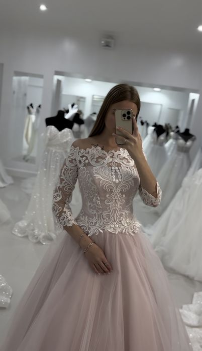 Весільна сукня нова