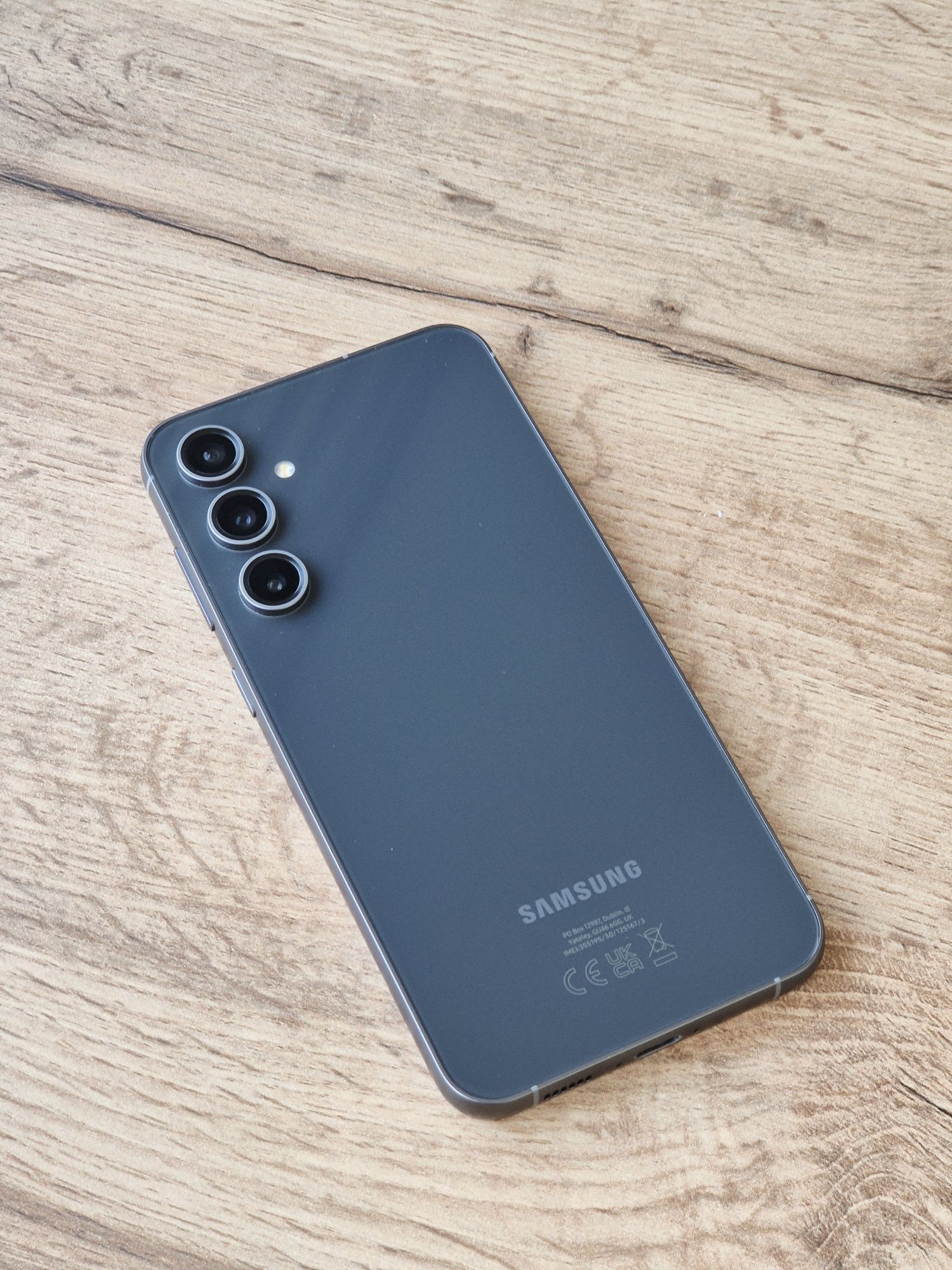 Samsung Galaxy S23 FE 8/128GB Graphite. Глобальна версія