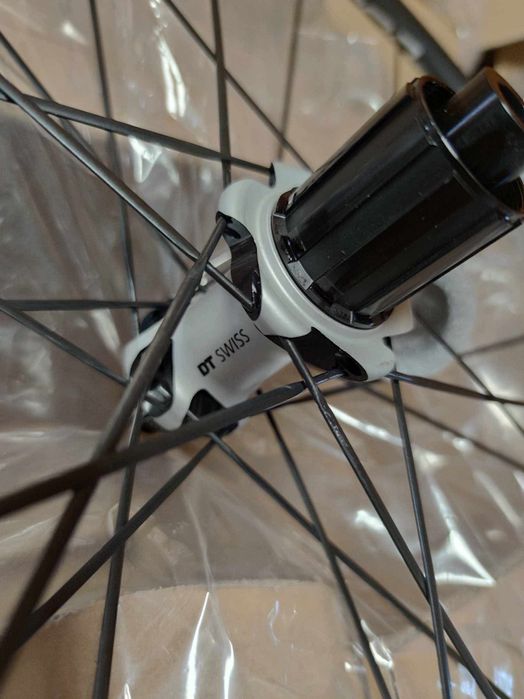 Koło tylne DT Swiss PR 1600 Spline 23 CL Disc