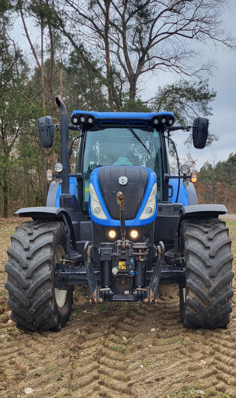 New Holland T7.245 AC GPS RTK  z Niemiec 2016r wom przód